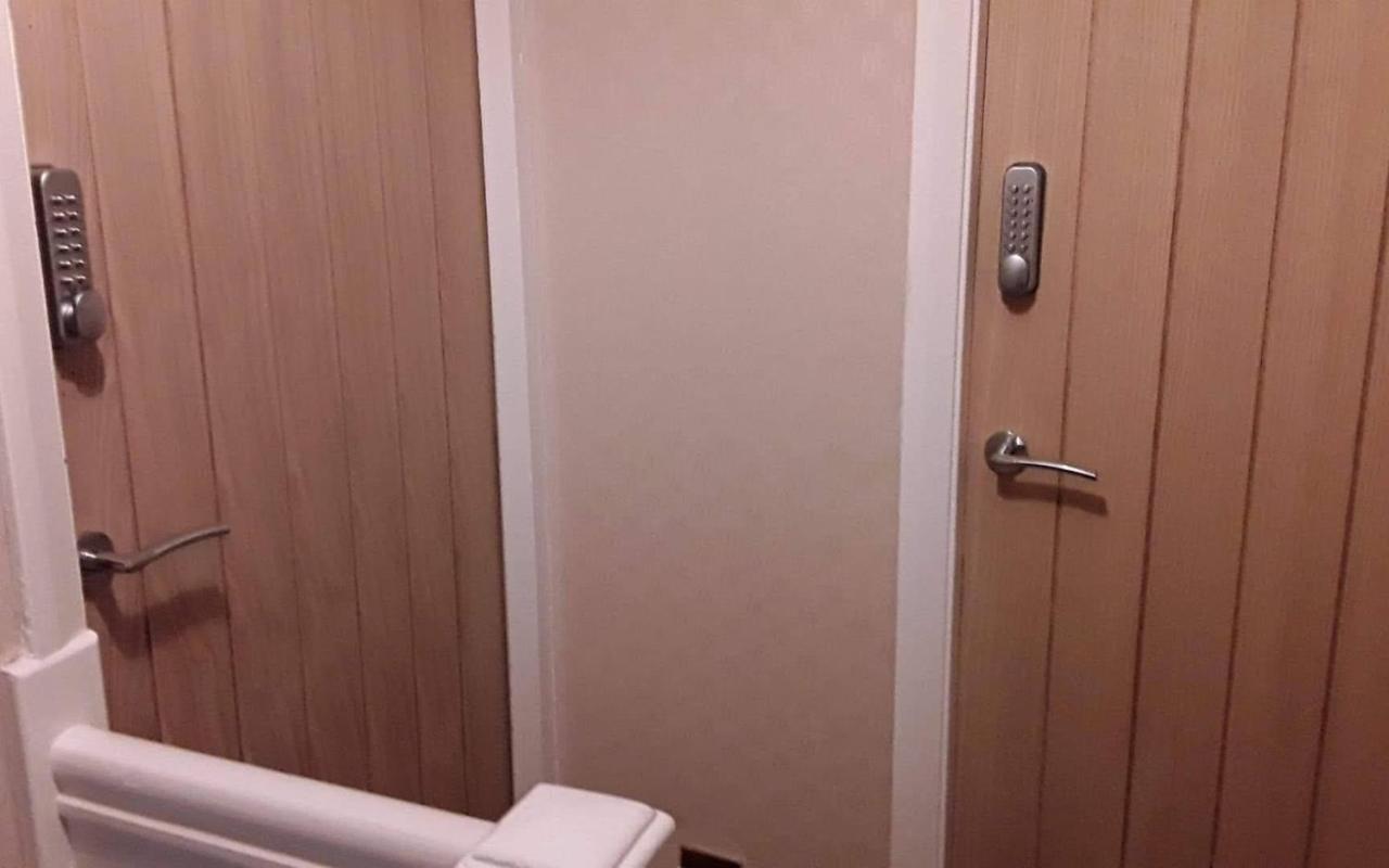 Homestay Levens Terrace, Therapy Barrow-in-Furness