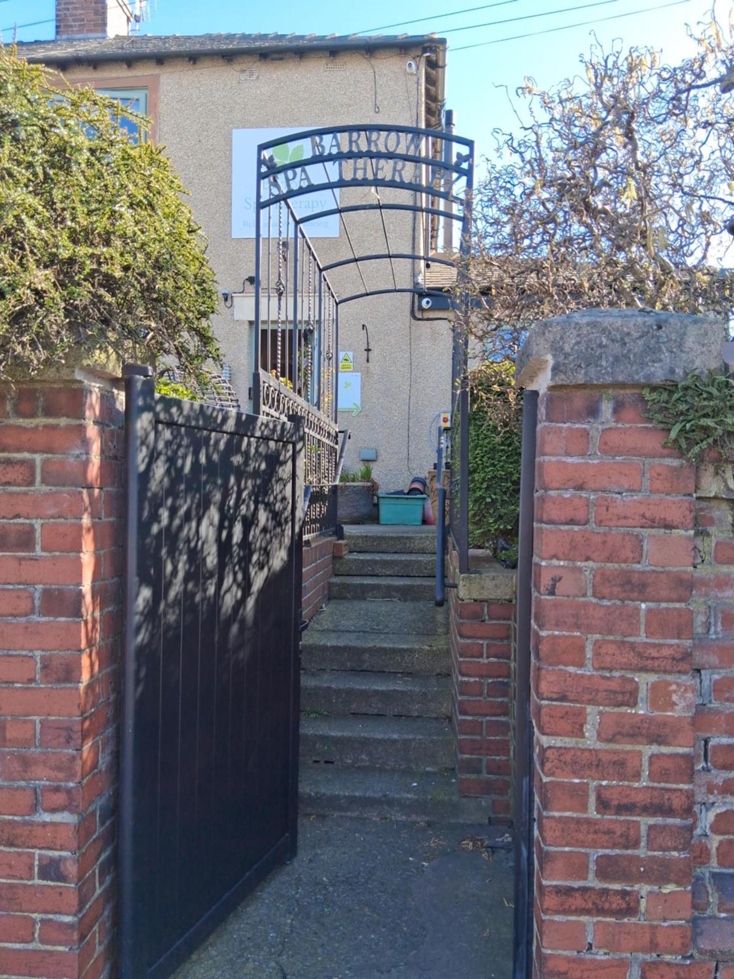 Homestay Levens Terrace, Therapy *